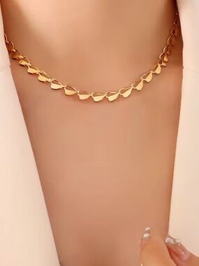Gold Tone Heart Link Necklace